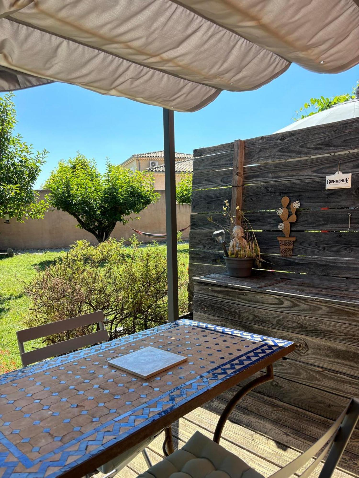 Brindepaille Bed & Breakfast Vallon-Pont-d'Arc Bagian luar foto
